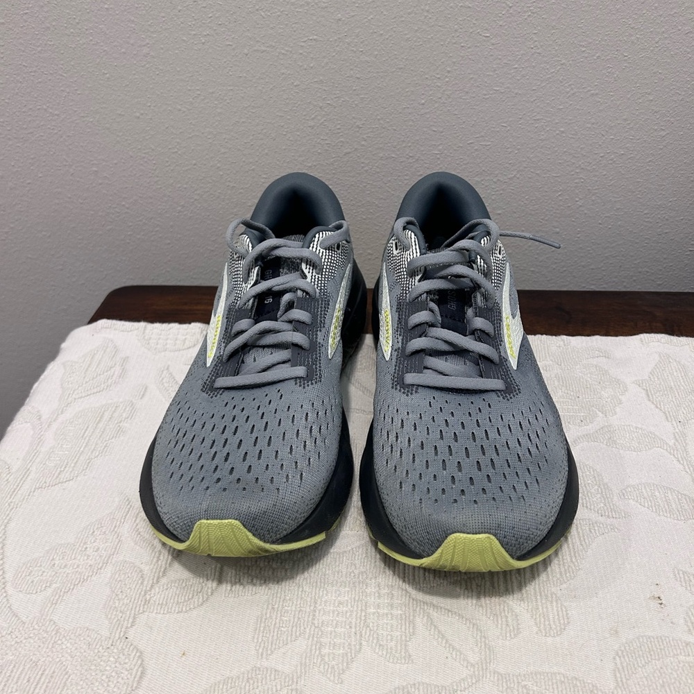 Brooks Ghost 16 Men’s 7.5 EU 40.5 Charcoal and Lime Athletic Shoes, EXCELLENT - Picture 4 of 14